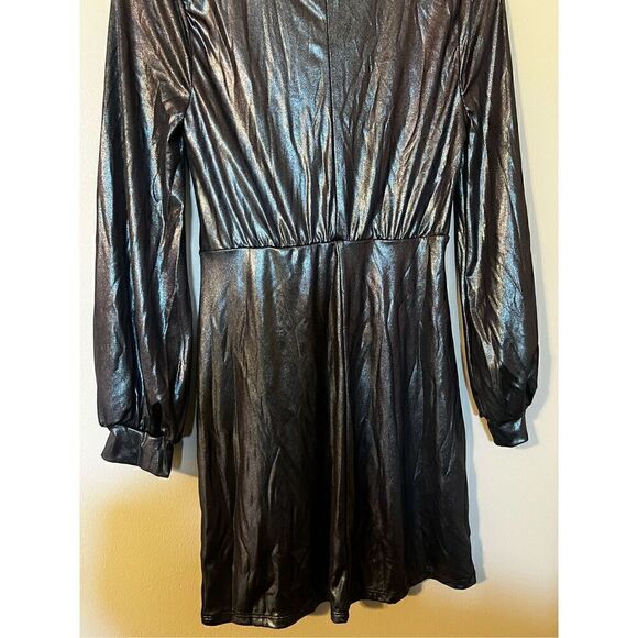 BCBGeneration Women’s Small Metallic Iridescent Surplice Sheath Mini Dress NWT - Picture 13 of 13